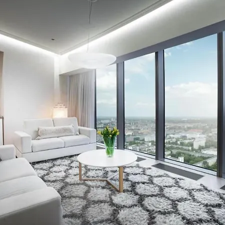 Hanza Tower White Sky & High Floor Pool & Jacussi & Sauna * شتشيتسين